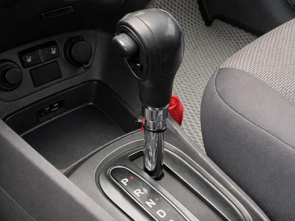 Kia Rio II Рестайлинг с пробегом 2011 года, цена 597 000 рублей, 215000 км, хэтчбек, Автокод Объявления