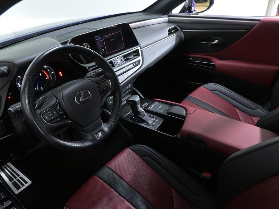 Lexus ES VII Рестайлинг Москва  - изображение 9