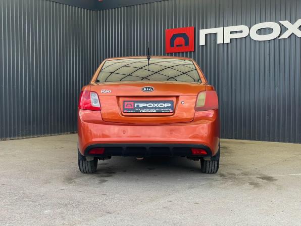 Kia Rio II Рестайлинг с пробегом 2010 года, цена 507 000 рублей, 202948 км, седан, Автокод Объявления