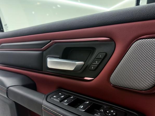 Ram 1500 V Рестайлинг с пробегом 2026 года, цена 9 950 000 рублей, 66 км, offers.body_type.unknown, Автокод Объявления
