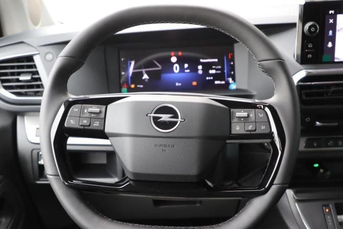 Opel Zafira Life I Рестайлинг с пробегом 2025 года, цена 7 100 000 рублей, 25 км, минивэн, Автокод Объявления