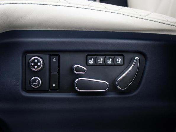 Bentley Bentayga I с пробегом 2016 года, цена 7 100 000 рублей, 143231 км, внедорожник, Автокод Объявления