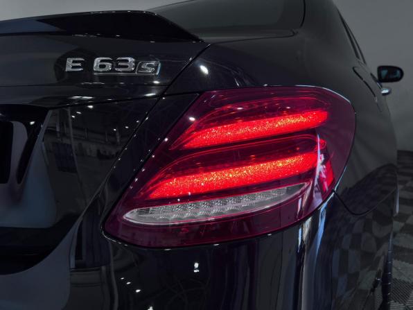 Mercedes-Benz E-Класс AMG V (W213) с пробегом 2017 года, цена 6 499 000 рублей, 80515 км, седан, Автокод Объявления