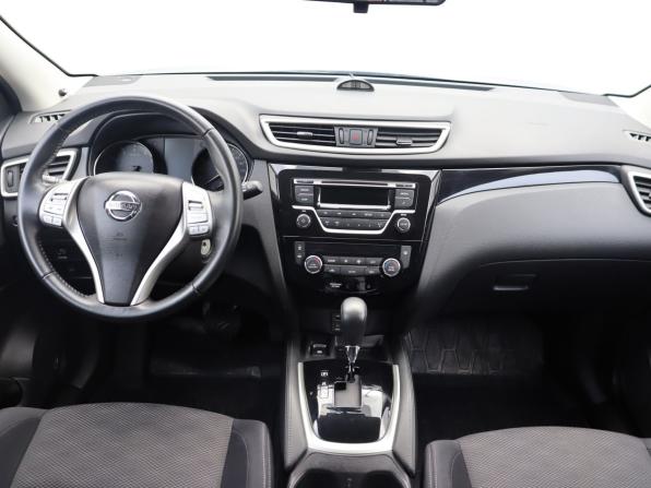 Nissan Qashqai II с пробегом 2018 года, цена 1 825 000 рублей, 33179 км, внедорожник, Автокод Объявления