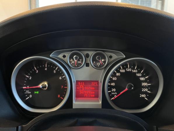 Ford Focus II Рестайлинг с пробегом 2011 года, цена 387 000 рублей, 347917 км, седан, Автокод Объявления