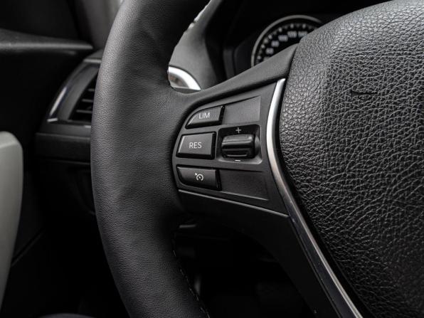 BMW 1 серии II (F20/F21) Рестайлинг 2 с пробегом 2018 года, цена 1 650 000 рублей, 165624 км, хэтчбек, Автокод Объявления