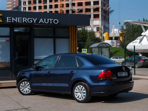 Volkswagen Polo V с пробегом 2011 года, цена 650 000 рублей, 242306 км, седан, Автокод Объявления