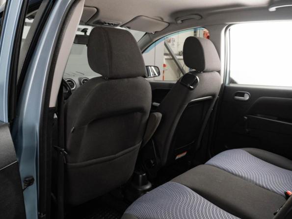 Ford Fusion I Рестайлинг с пробегом 2006 года, цена 410 000 рублей, 182266 км, хэтчбек, Автокод Объявления