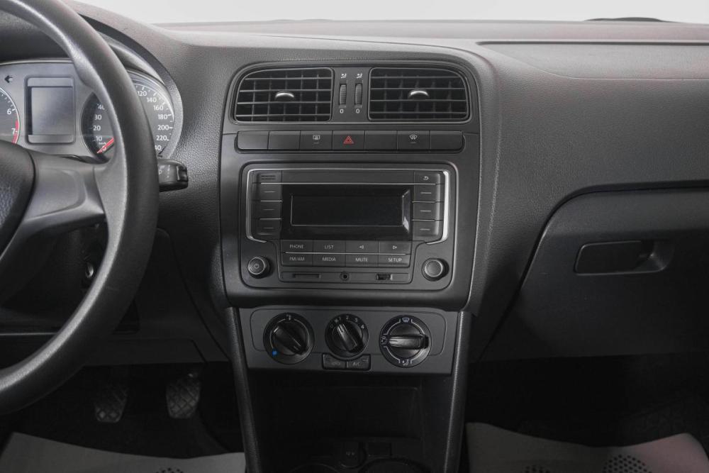 Volkswagen Polo V Рестайлинг Кемерово  - изображение 17