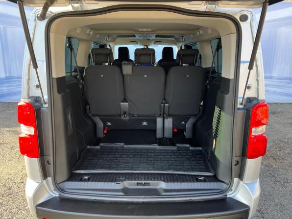 Peugeot Traveller I с пробегом 2021 года, цена 2 825 000 рублей, 142000 км, минивэн, Автокод Объявления