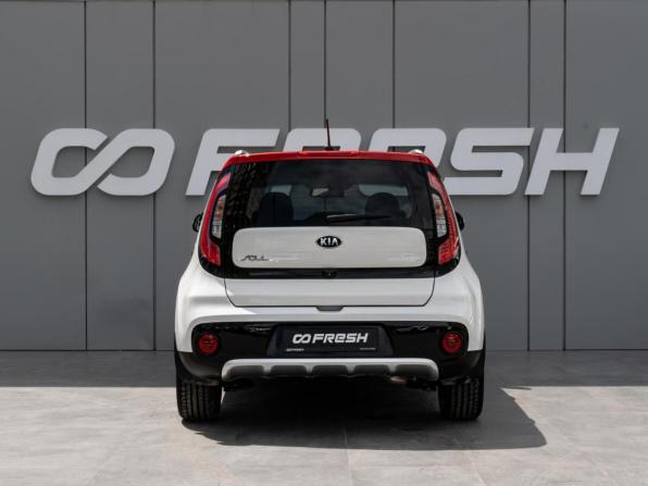 Kia Soul II Рестайлинг с пробегом 2018 года, цена 1 775 000 рублей, 86866 км, хэтчбек, Автокод Объявления