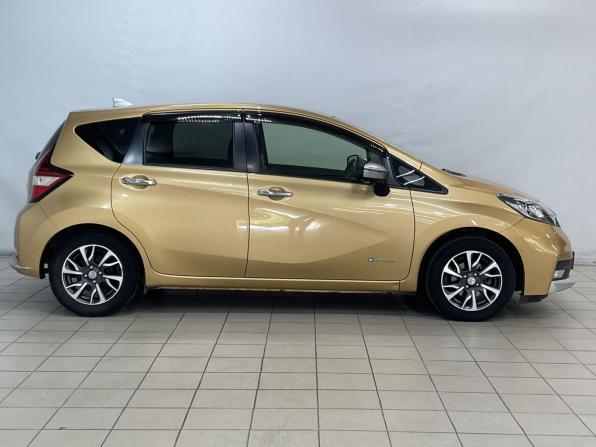 Nissan Note II Рестайлинг с пробегом 2016 года, цена 1 069 000 рублей, 143801 км, хэтчбек, Автокод Объявления