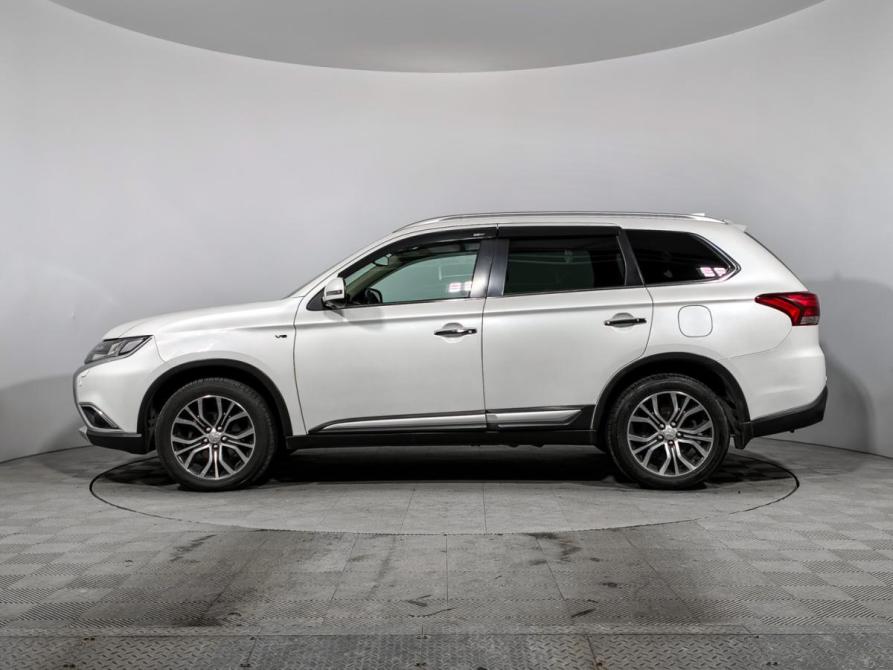 Mitsubishi Outlander III Рестайлинг 2 Санкт-Петербург  - изображение 8