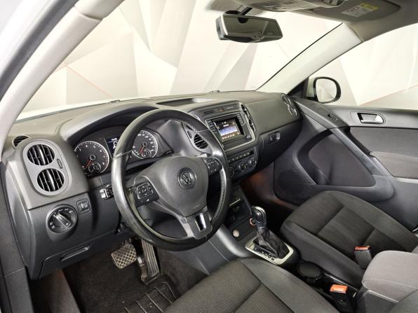 Volkswagen Tiguan I Рестайлинг с пробегом 2016 года, цена 1 241 000 рублей, 175245 км, внедорожник, Автокод Объявления