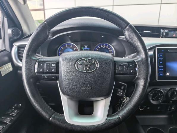 Toyota Hilux VIII с пробегом 2015 года, цена 2 879 000 рублей, 206000 км, offers.body_type.unknown, Автокод Объявления