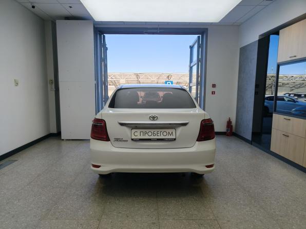 Toyota Corolla XI (E160 E170 E180) с пробегом 2015 года, цена 880 000 рублей, 133370 км, седан, Автокод Объявления