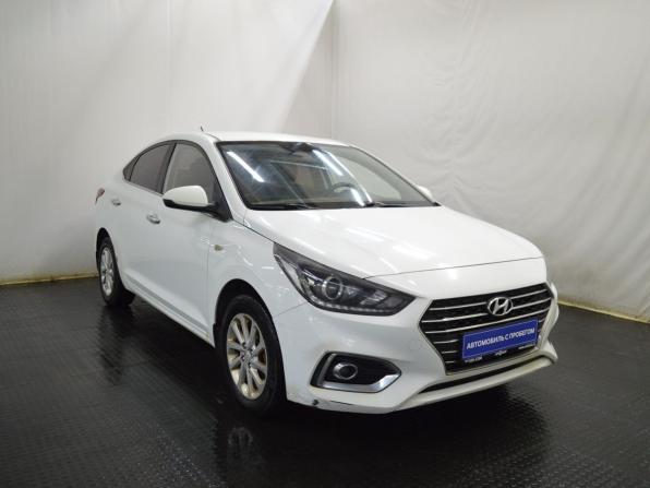 Hyundai Solaris II с пробегом 2017 года, цена 1 083 000 рублей, 179108 км, седан, Автокод Объявления