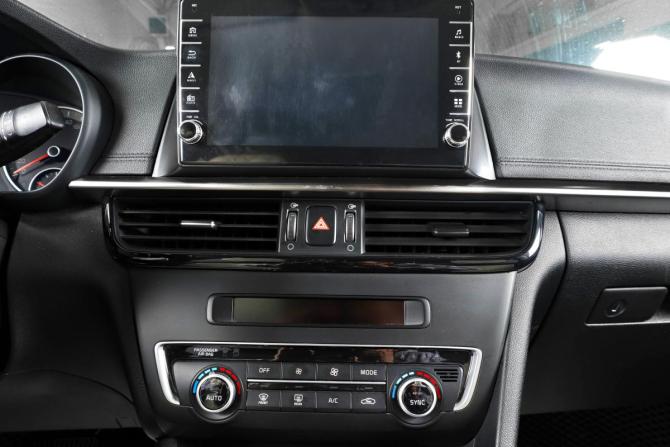 Kia Optima IV Рестайлинг с пробегом 2020 года, цена 2 159 000 рублей, 116000 км, седан, Автокод Объявления