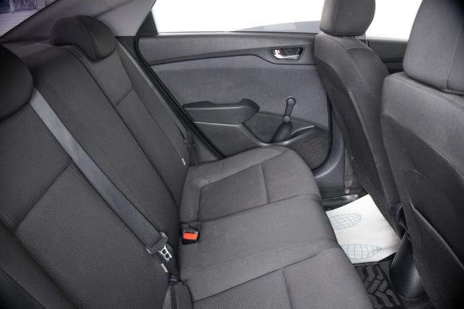 Hyundai Solaris II с пробегом 2018 года, цена 1 429 000 рублей, 175000 км, седан, Автокод Объявления