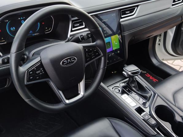 JAC J7 I с пробегом 2023 года, цена 1 029 000 рублей, 117289 км, лифтбек, Автокод Объявления