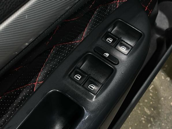 Skoda Octavia II (A5) Рестайлинг с пробегом 2011 года, цена 620 000 рублей, 226438 км, лифтбек, Автокод Объявления