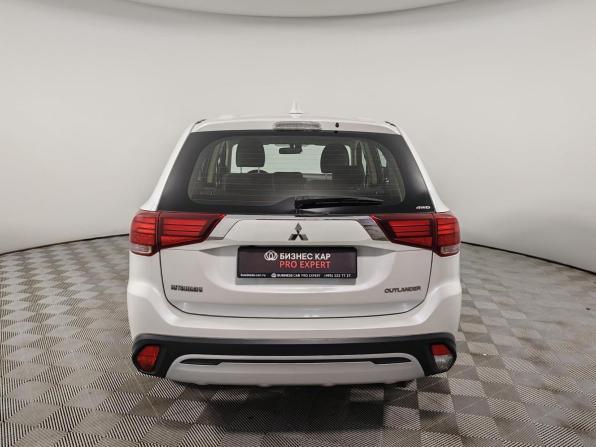 Mitsubishi Outlander III Рестайлинг 3 с пробегом 2019 года, цена 1 999 000 рублей, 135978 км, внедорожник, Автокод Объявления