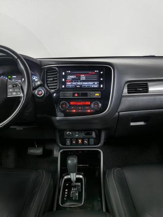 Mitsubishi Outlander III Рестайлинг 3 с пробегом 2019 года, цена 2 399 000 рублей, 219194 км, внедорожник, Автокод Объявления