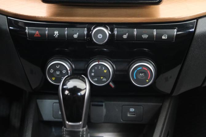 Lada (ВАЗ) Vesta I Рестайлинг (NG) с пробегом 2024 года, цена 1 819 000 рублей, 25500 км, седан, Автокод Объявления