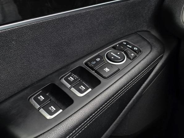 Kia Sorento III Prime с пробегом 2016 года, цена 1 980 000 рублей, 380853 км, внедорожник, Автокод Объявления