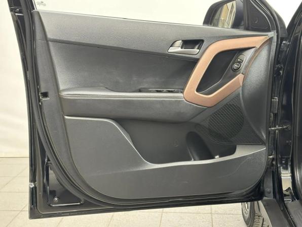 Hyundai Creta I с пробегом 2019 года, цена 1 920 000 рублей, 136176 км, внедорожник, Автокод Объявления