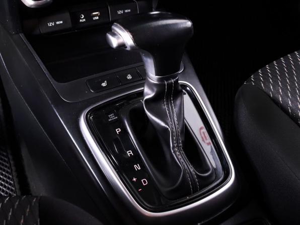 Kia Rio IV с пробегом 2019 года, цена 1 379 000 рублей, 135237 км, седан, Автокод Объявления