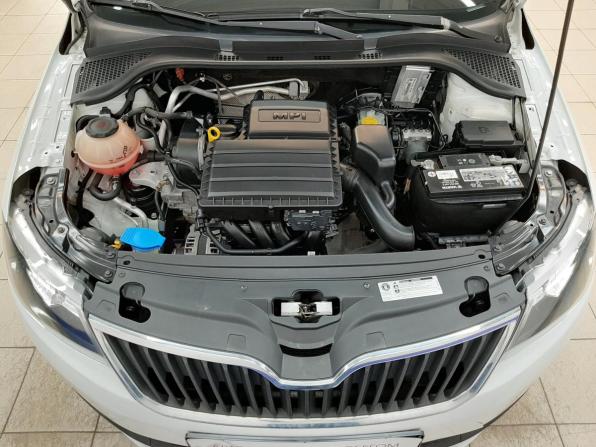 Skoda Rapid I Рестайлинг с пробегом 2019 года, цена 1 090 000 рублей, 92266 км, лифтбек, Автокод Объявления