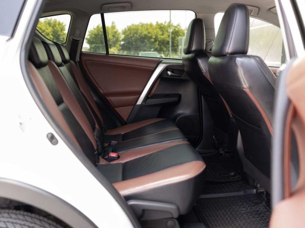 Toyota RAV4 IV (XA40) с пробегом 2013 года, цена 2 000 000 рублей, 184213 км, внедорожник, Автокод Объявления