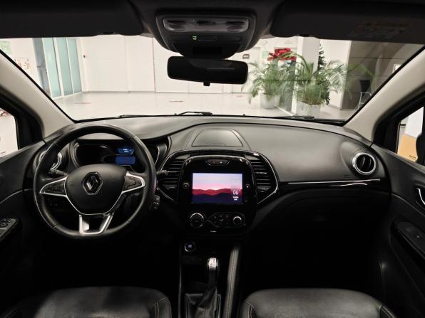 Renault Kaptur I Рестайлинг с пробегом 2021 года, цена 1 719 000 рублей, 69850 км, внедорожник, Автокод Объявления