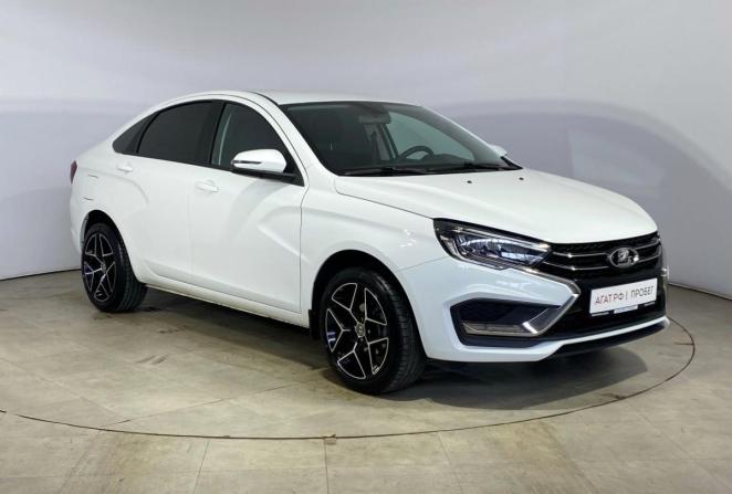 Lada (ВАЗ) Vesta I Рестайлинг (NG) с пробегом 2025 года, цена 1 470 000 рублей, 15144 км, седан, Автокод Объявления