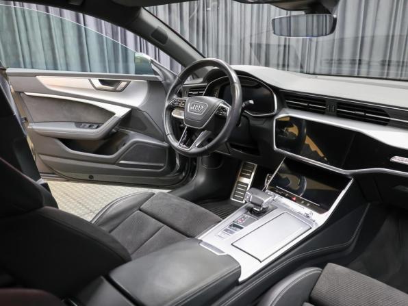 Audi A7 II (4K) с пробегом 2018 года, цена 5 398 000 рублей, 81500 км, лифтбек, Автокод Объявления