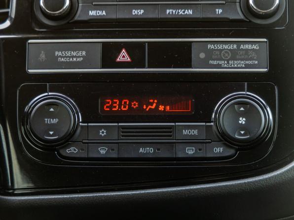 Mitsubishi Outlander III Рестайлинг 3 с пробегом 2019 года, цена 1 998 000 рублей, 150320 км, внедорожник, Автокод Объявления