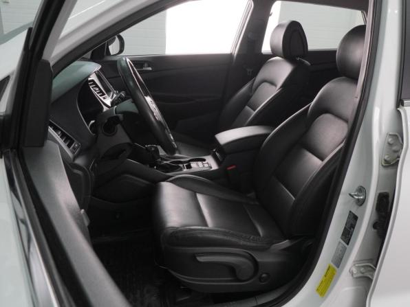 Hyundai Tucson III с пробегом 2016 года, цена 1 949 000 рублей, 112089 км, внедорожник, Автокод Объявления