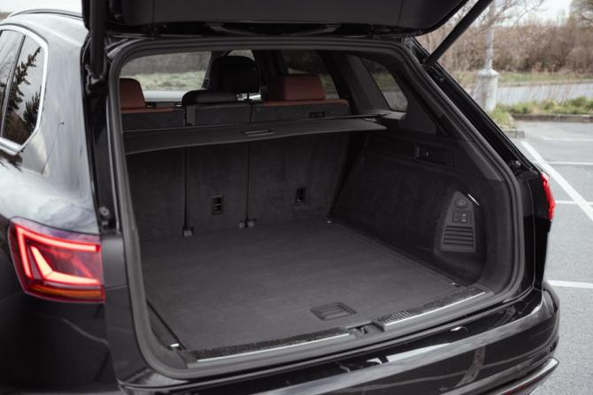Volkswagen Touareg III с пробегом 2019 года, цена 4 799 700 рублей, 139885 км, внедорожник, Автокод Объявления