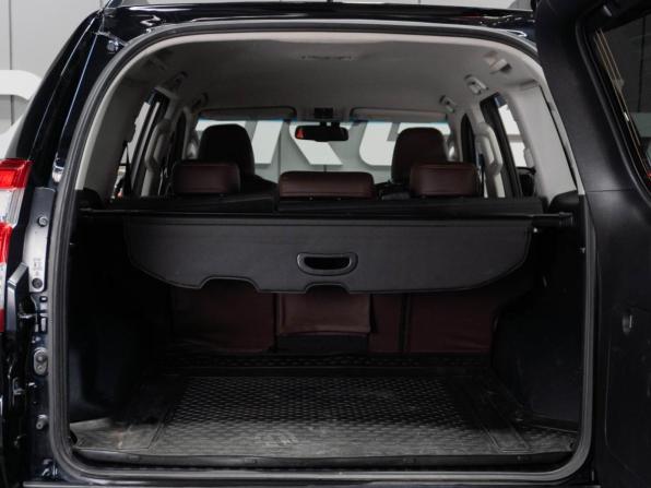 Toyota Land Cruiser Prado 150 Series Рестайлинг 1 с пробегом 2017 года, цена 4 450 000 рублей, 66610 км, внедорожник, Автокод Объявления