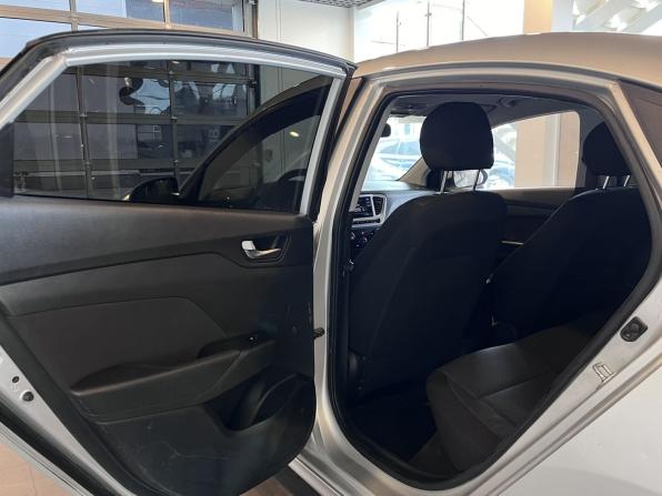 Hyundai Solaris II с пробегом 2019 года, цена 1 180 000 рублей, 214210 км, седан, Автокод Объявления