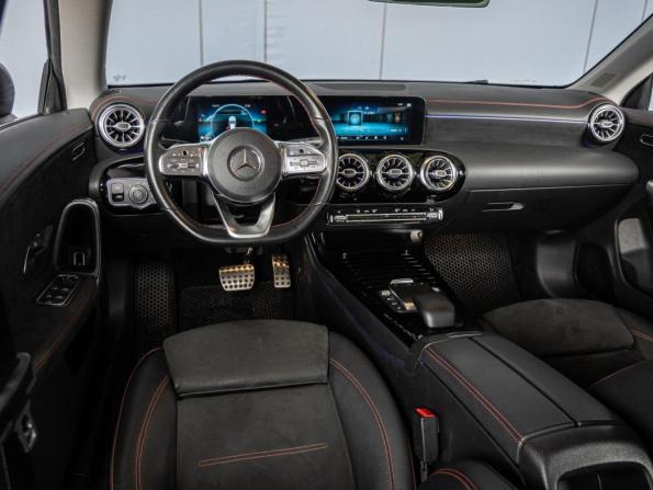 Mercedes-Benz CLA II (C118 X118) с пробегом 2020 года, цена 3 180 000 рублей, 54695 км, седан, Автокод Объявления
