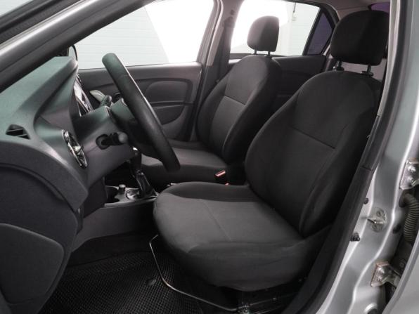 Renault Logan I Рестайлинг с пробегом 2015 года, цена 774 000 рублей, 159202 км, седан, Автокод Объявления