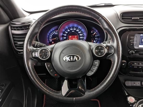Kia Soul II Рестайлинг с пробегом 2018 года, цена 1 700 000 рублей, 77500 км, хэтчбек, Автокод Объявления