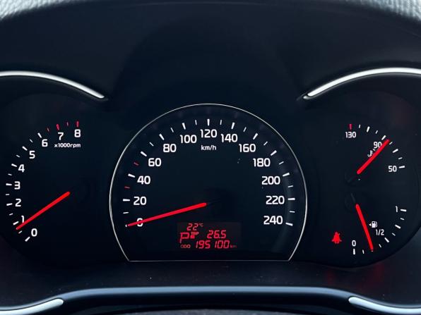 Kia Sorento II Рестайлинг с пробегом 2013 года, цена 1 689 000 рублей, 195100 км, внедорожник, Автокод Объявления
