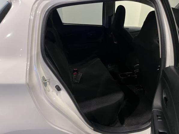 Toyota Vitz III (XP130) Рестайлинг с пробегом 2014 года, цена 670 000 рублей, 205905 км, хэтчбек, Автокод Объявления
