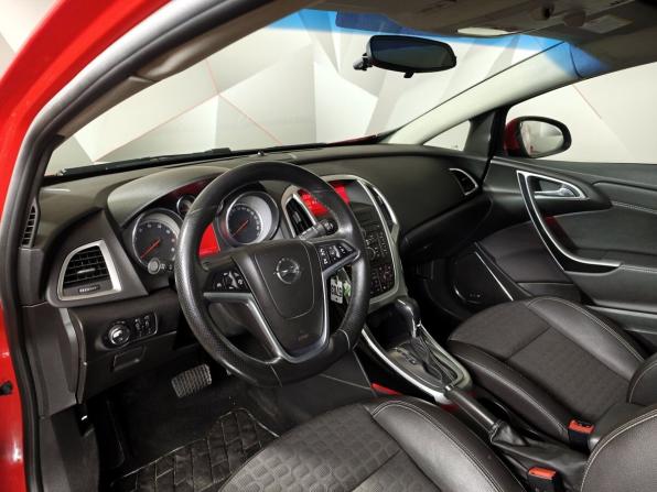 Opel Astra J Рестайлинг с пробегом 2013 года, цена 849 000 рублей, 133451 км, хэтчбек, Автокод Объявления