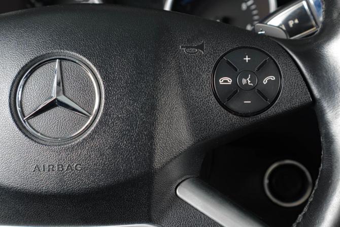 Mercedes-Benz M-Класс II (W164) Рестайлинг с пробегом 2010 года, цена 1 749 000 рублей, 165128 км, внедорожник, Автокод Объявления