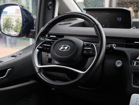 Hyundai Staria I с пробегом 2021 года, цена 4 250 000 рублей, 58901 км, минивэн, Автокод Объявления