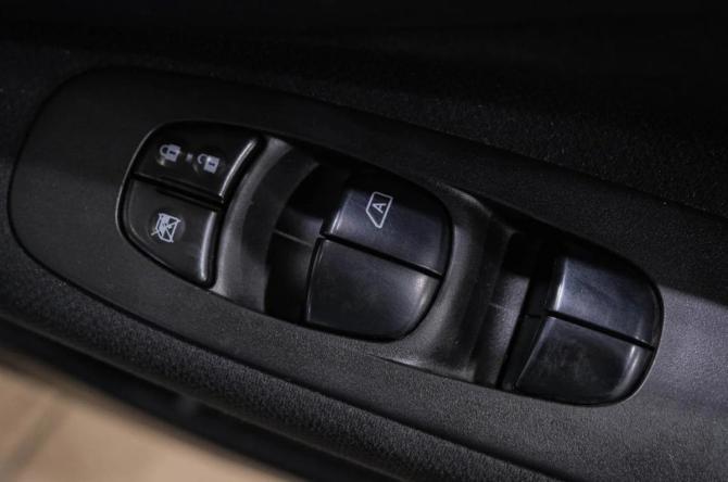 Nissan Serena IV (C26) с пробегом 2015 года, цена 1 489 000 рублей, 246000 км, минивэн, Автокод Объявления